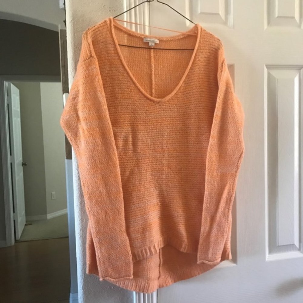 Gap Maternity pullover scoop neck sweater M